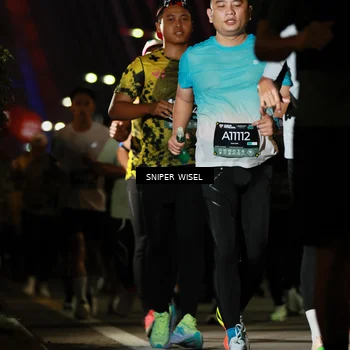 Runner Photo 6203011