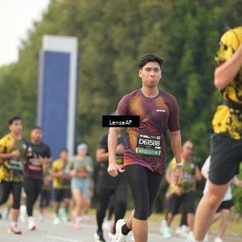 Runner Photo 6203039