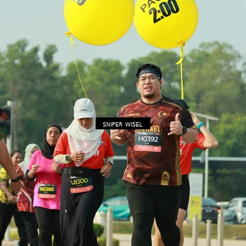 Runner Photo 6203048