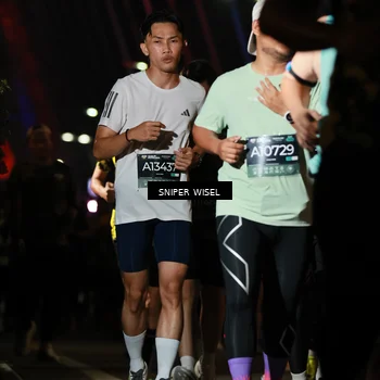 Runner Photo 6203051