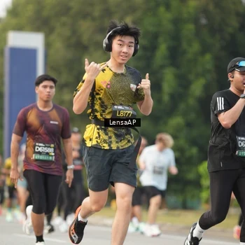 Runner Photo 6203072
