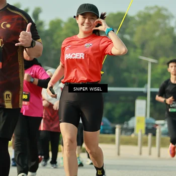 Runner Photo 6203076