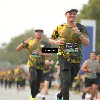 Runner Photo 6203106