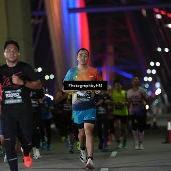 Runner Photo 6203129