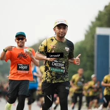 Runner Photo 6203163