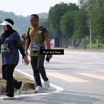 Runner Photo 6203198