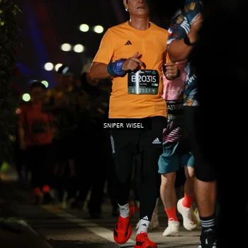 Runner Photo 6203219