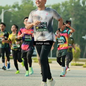 Runner Photo 6203223