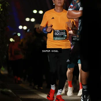 Runner Photo 6203235