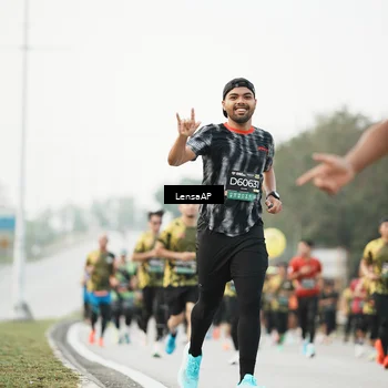 Runner Photo 6203258