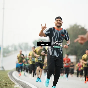 Runner Photo 6203259