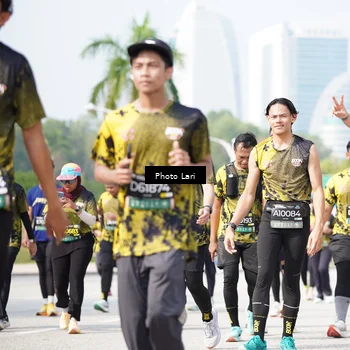 Runner Photo 6203274