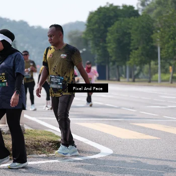 Runner Photo 6203280