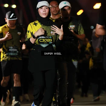 Runner Photo 6203299