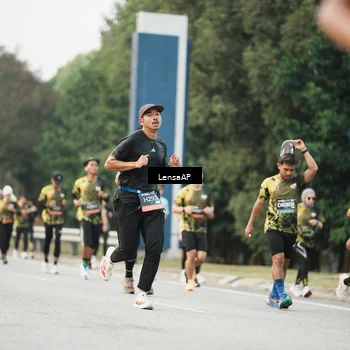 Runner Photo 6203320