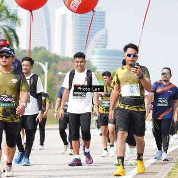 Runner Photo 6203343