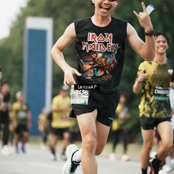 Runner Photo 6203360