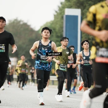 Runner Photo 6203361