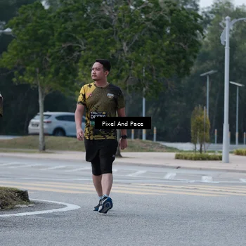 Runner Photo 6203423