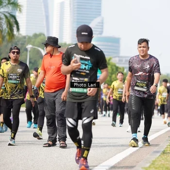 Runner Photo 6203445