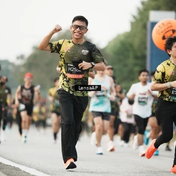 Runner Photo 6203485