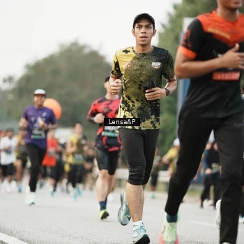 Runner Photo 6203555