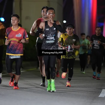 Runner Photo 6203569