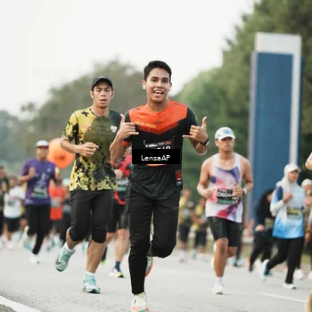 Runner Photo 6203593