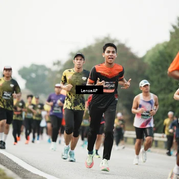 Runner Photo 6203594