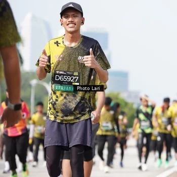 Runner Photo 6203633