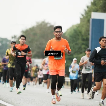 Runner Photo 6203635