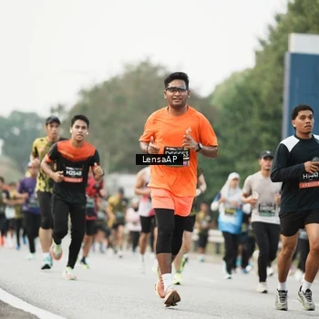 Runner Photo 6203636