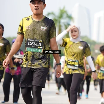 Runner Photo 6203736