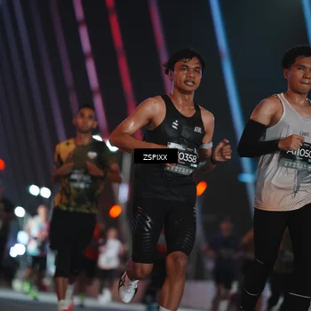 Runner Photo 6203767