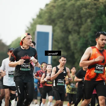 Runner Photo 6203770