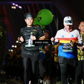 Runner Photo 6203800