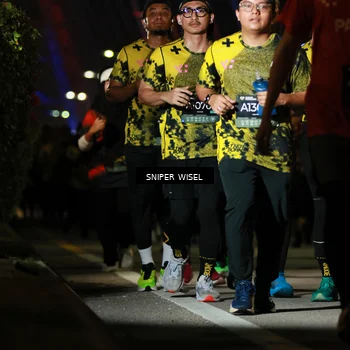 Runner Photo 6203807