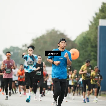 Runner Photo 6203837