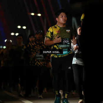 Runner Photo 6203842