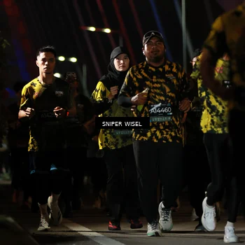 Runner Photo 6203871