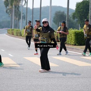 Runner Photo 6203913