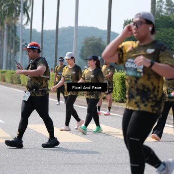 Runner Photo 6203925