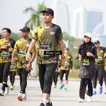 Runner Photo 6203932