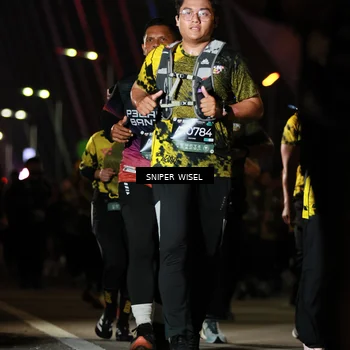 Runner Photo 6203935
