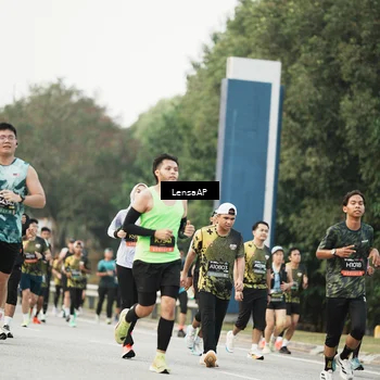 Runner Photo 6203953