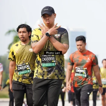 Runner Photo 6203971