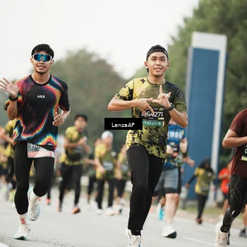 Runner Photo 6204012