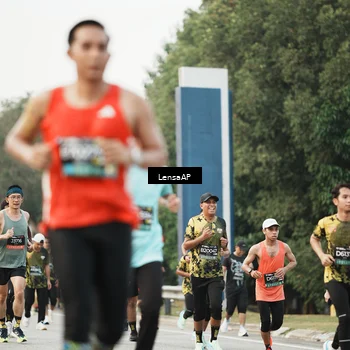 Runner Photo 6204034