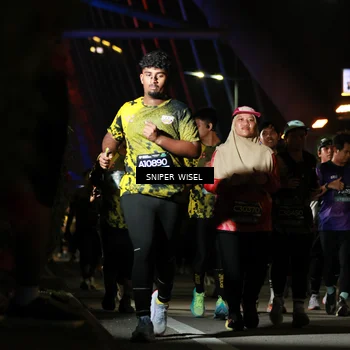 Runner Photo 6204041