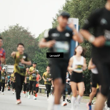 Runner Photo 6204060